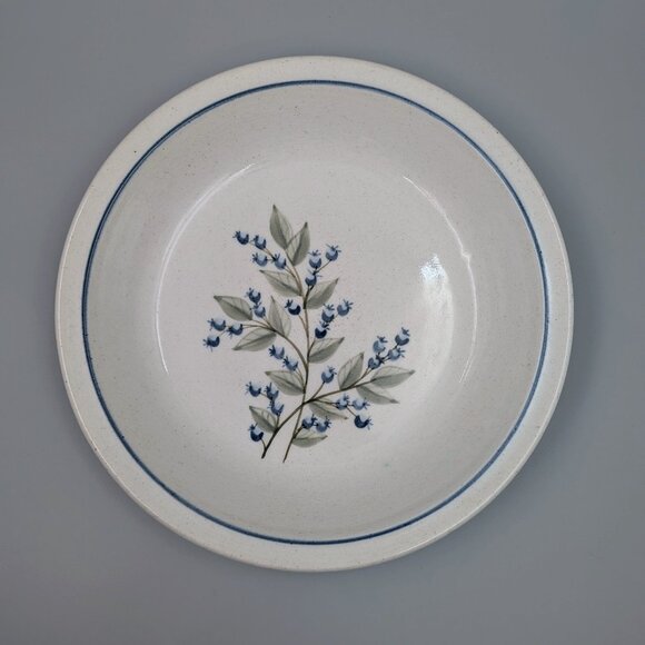 Vintage Union Stoneware Maine Blueberry Branches: Cottagecore Farmhouse Bowl - Picture 4 of 7
